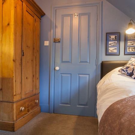 Hill View House Bed and Breakfast Dartmouth Buitenkant foto