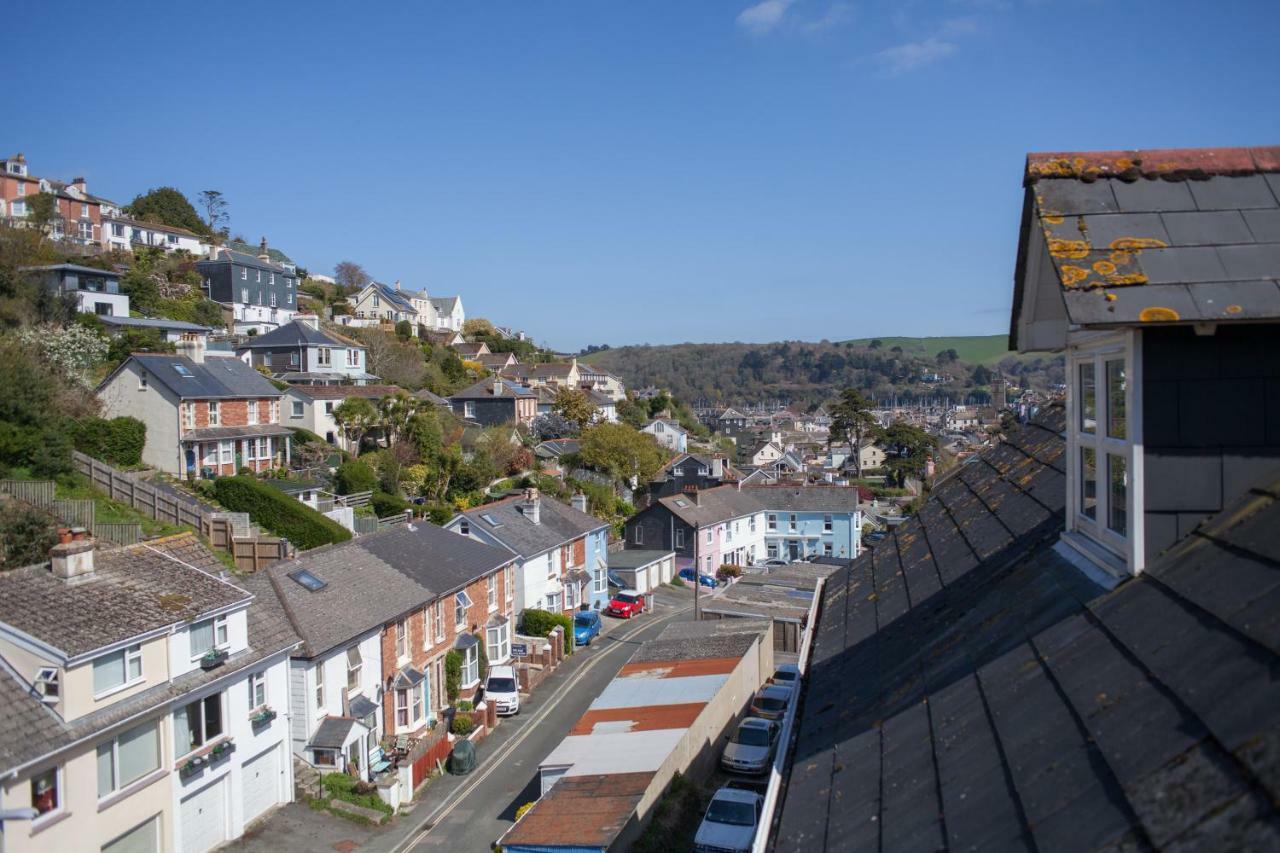 Hill View House Bed and Breakfast Dartmouth Buitenkant foto